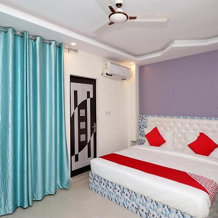 نيودلهي Oyo 25130 Hotel Royal Inn المظهر الخارجي الصورة