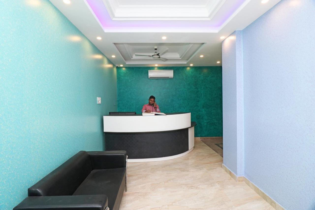 نيودلهي Oyo 25130 Hotel Royal Inn المظهر الخارجي الصورة
