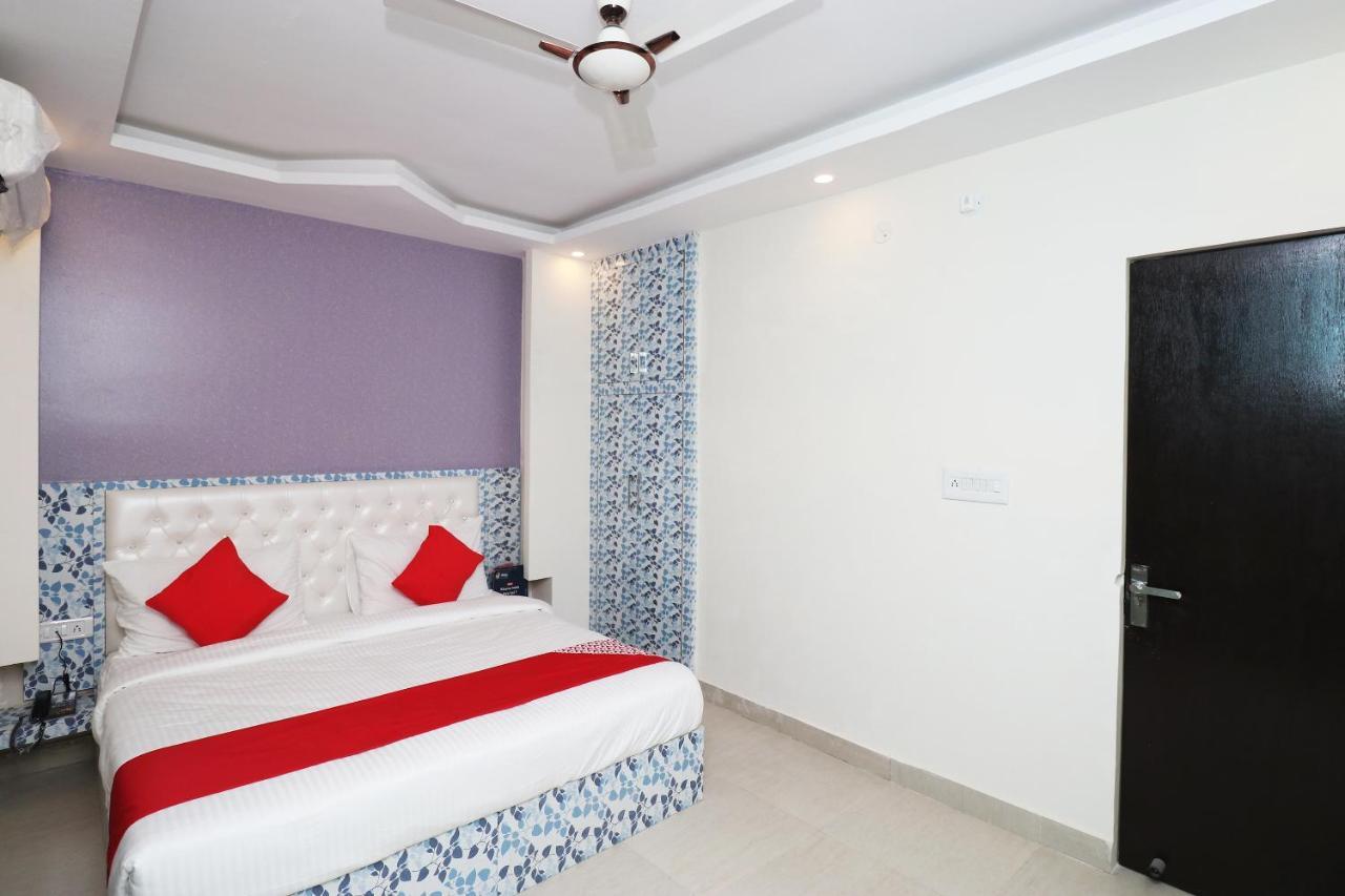 نيودلهي Oyo 25130 Hotel Royal Inn المظهر الخارجي الصورة