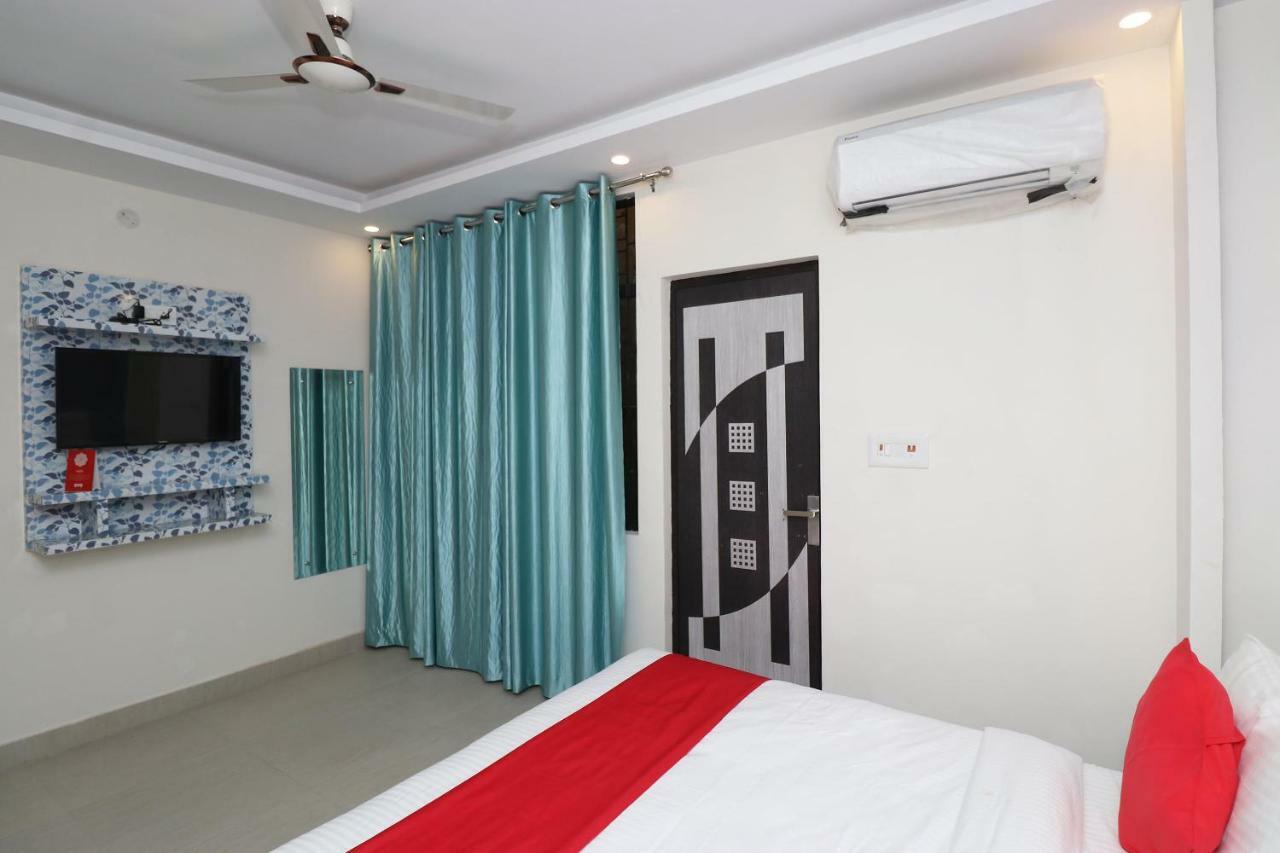 نيودلهي Oyo 25130 Hotel Royal Inn المظهر الخارجي الصورة