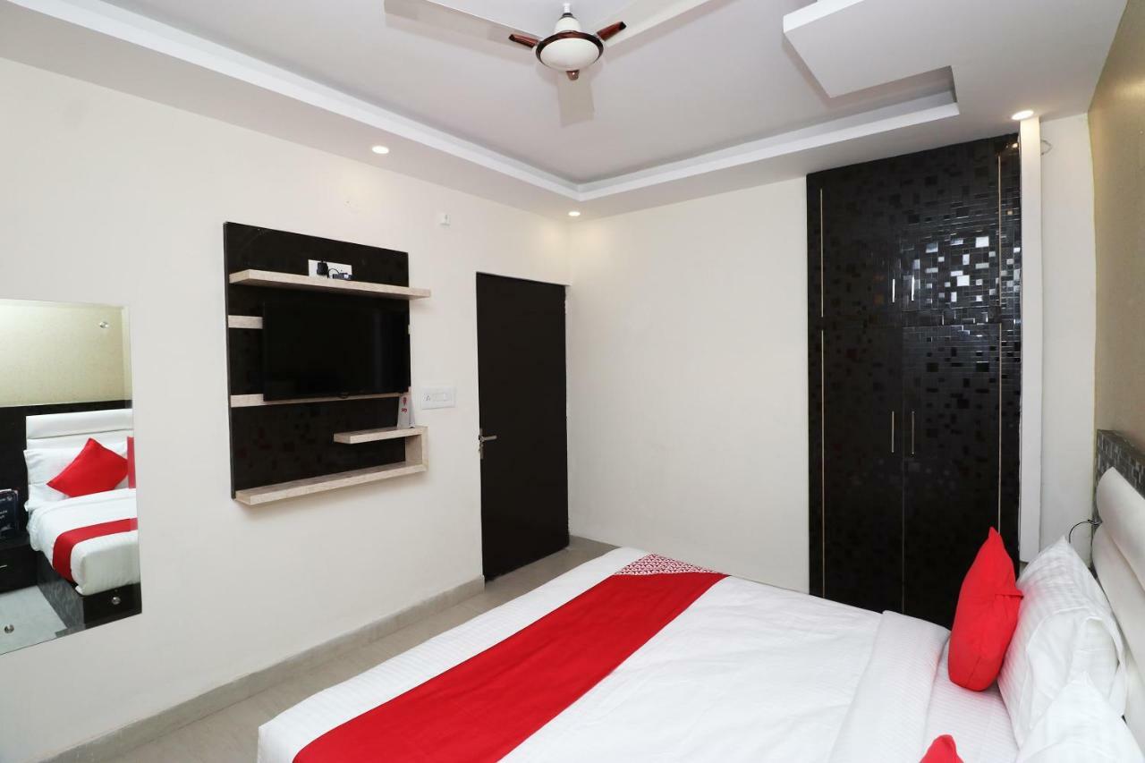نيودلهي Oyo 25130 Hotel Royal Inn المظهر الخارجي الصورة